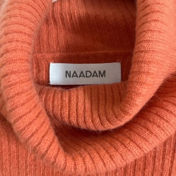 Naadam Cashmere - Women’s Cashmere Ribbed Crop Turtleneck - Picture 4 of 6